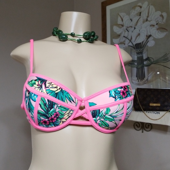 Xhilaration Other - 🤑FOR BUNDLES ONLY🤑Xhilaration swim top